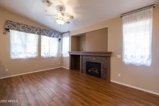 Photo #6: 6406908 Listing