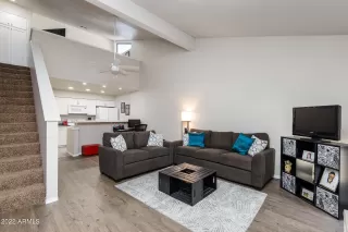 Photo #2: 6406988 Listing