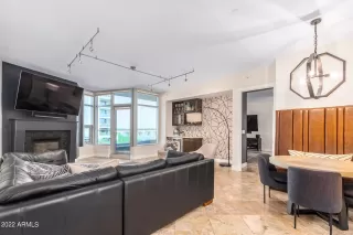 Photo #2: 6407051 Listing 