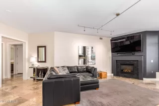 Photo #3: 6407051 Listing 