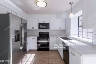 Photo #3: 6407117 Listing