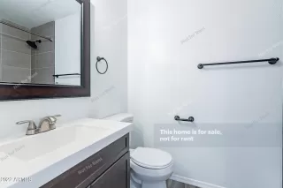 Photo #5: 6407117 Listing