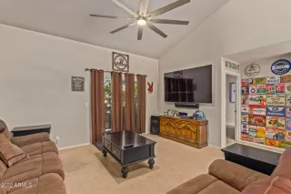 Photo #2: 6407207 Listing 