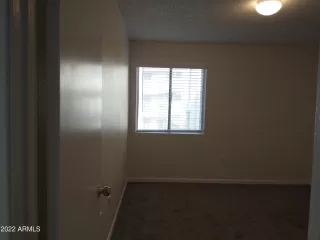 Photo #4: 6407269 Listing