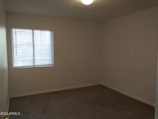 Photo #5: 6407269 Listing