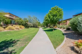 Photo #2: 6407581 Listing 