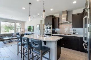 Photo #4: 6407581 Listing 
