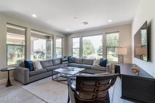 Photo #6: 6407581 Listing 