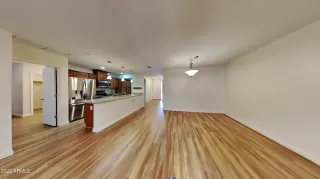 Photo #3: 6407804 Listing