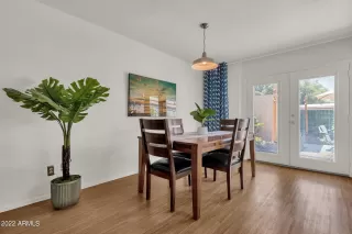 Photo #6: 6408015 Listing