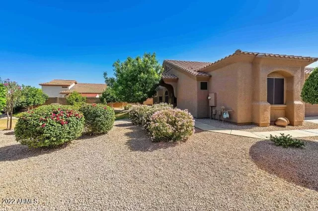 MLS: 6408110 Condo For Sale