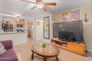 Photo #4: 6408211 Listing