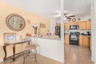 Photo #5: 6408211 Listing