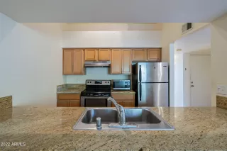 Photo #2: 6408600 Listing 