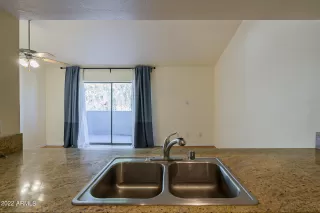 Photo #4: 6408600 Listing 