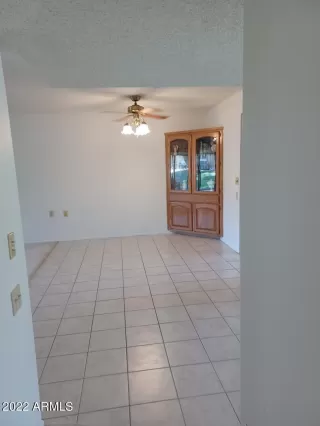 Photo #6: 6408999 Listing