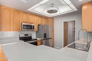 Photo #6: 6409214 Listing 