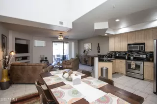 Photo #2: 6409241 Listing