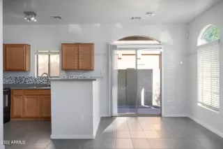 Photo #4: 6409401 Listing 