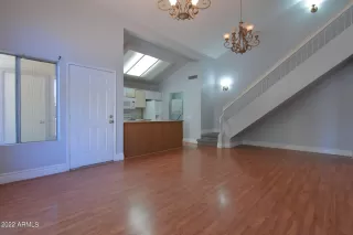 Photo #4: 6409486 Listing