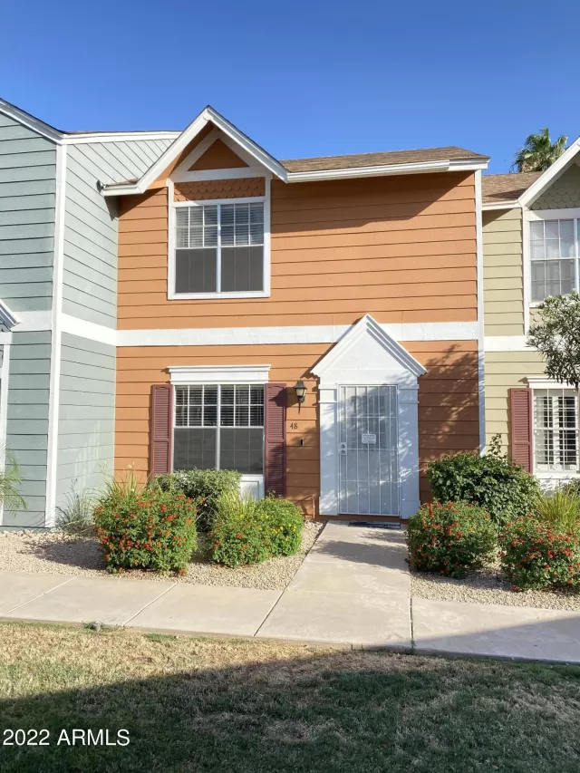 MLS: 6409504 Condo For Sale