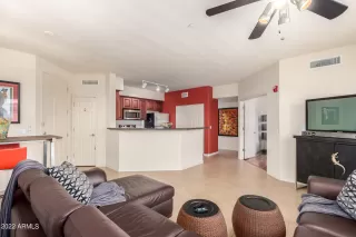 Photo #4: 6409522 Listing