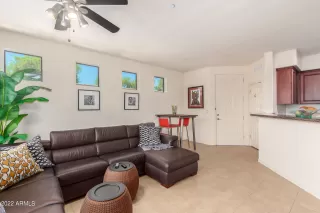 Photo #5: 6409522 Listing