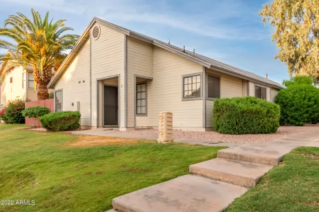 MLS: 6409704 Condo For Sale