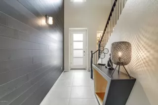 Photo #6: 6409949 Listing