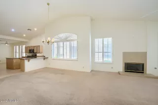 Photo #4: 6410151 Listing