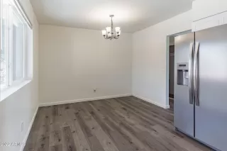 Photo #6: 6410172 Listing 