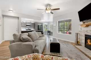 Photo #2: 6410261 Listing