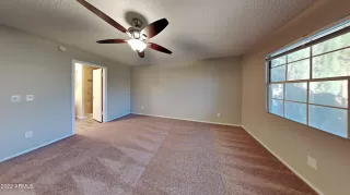 Photo #6: 6410277 Listing