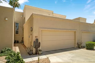 Photo #6: 6410399 Listing