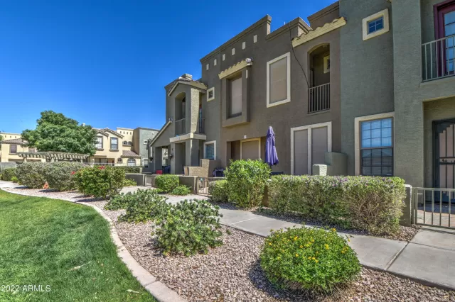 MLS: 6410415 Condo For Sale