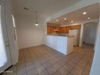 Photo #3: 6410485 Listing