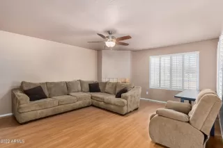 Photo #4: 6410827 Listing 