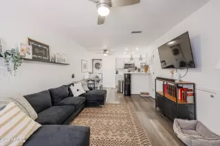 Photo #3: 6410832 Listing 