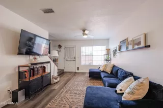 Photo #5: 6410832 Listing 