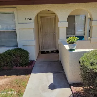 Photo #5: 6410858 Listing