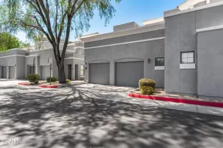 Photo #3: 6410923 Listing