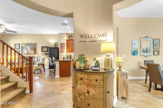 Photo #4: 6410928 Listing