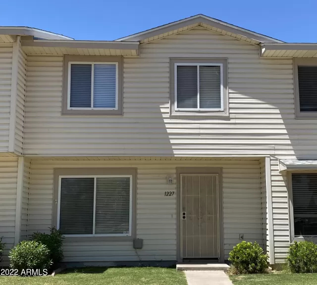 MLS: 6411005 Condo For Sale