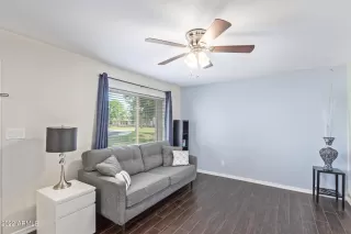 Photo #5: 6411005 Listing