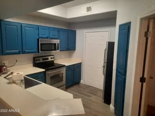 Photo #3: 6411340 Listing