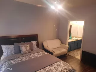 Photo #6: 6411340 Listing