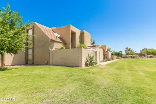 Photo #4: 6411397 Listing