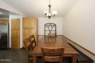 Photo #5: 6411433 Listing