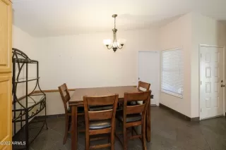 Photo #6: 6411433 Listing