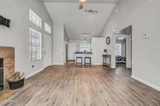 Photo #5: 6411472 Listing